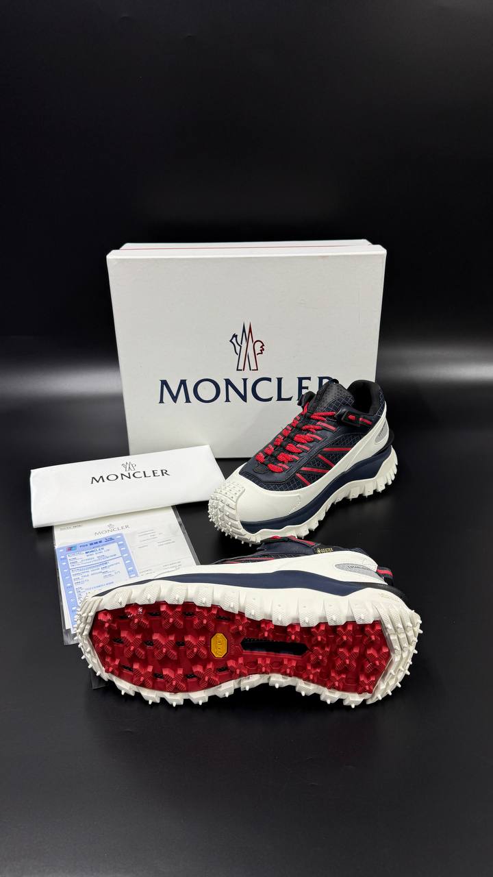 MONCLER PATIKE