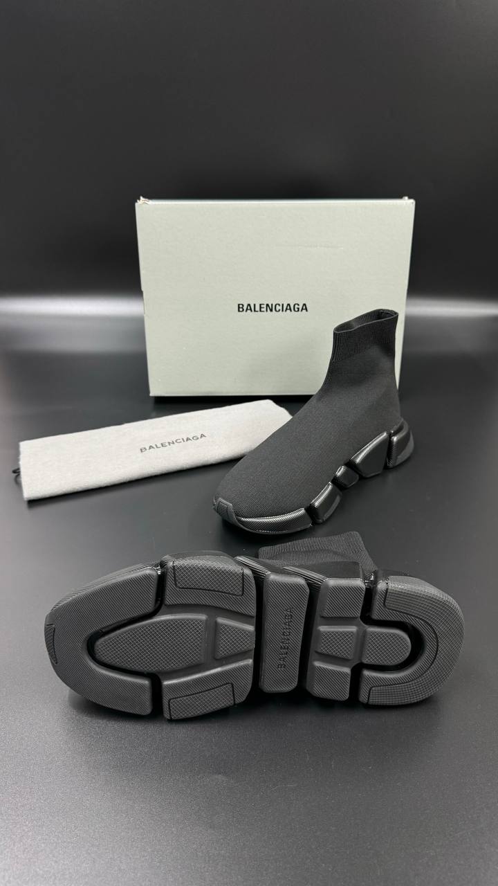 BALENCIAGA PATIKE