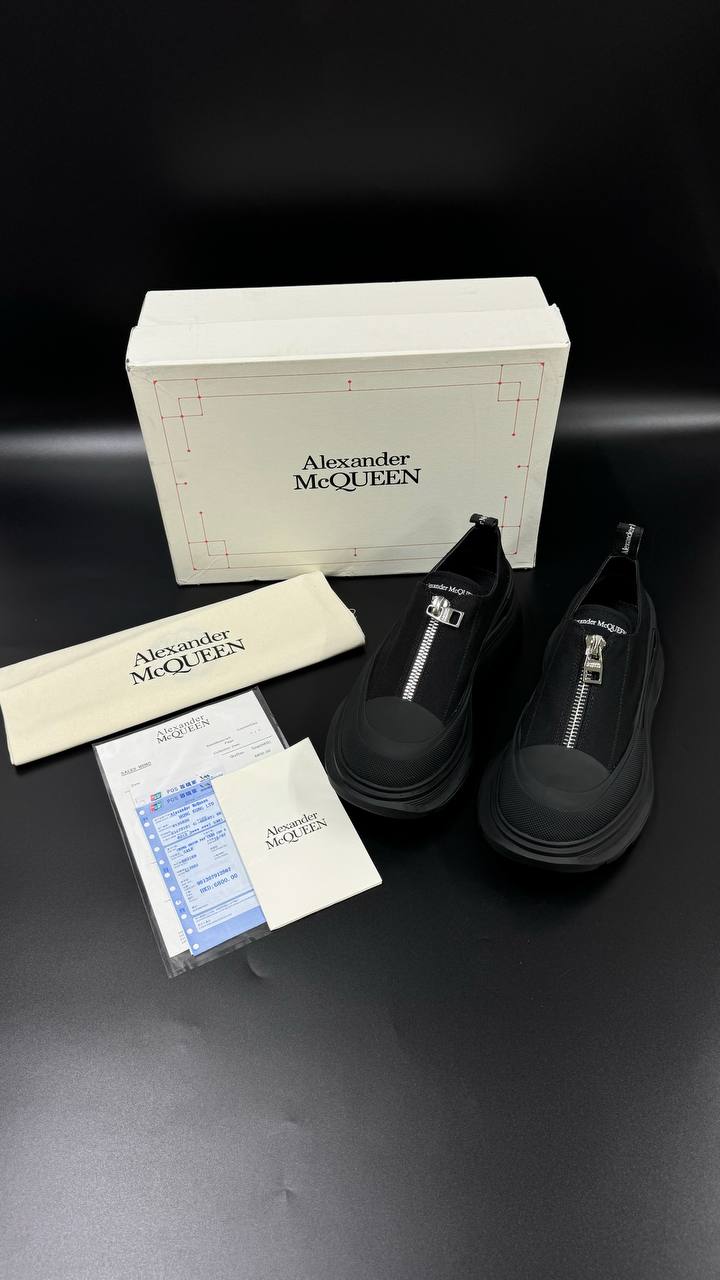 ALEXENDER MCQUEEN PATIKE