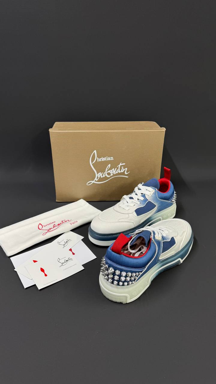 CHRISTIAN LOUBOUTIN PATIKE