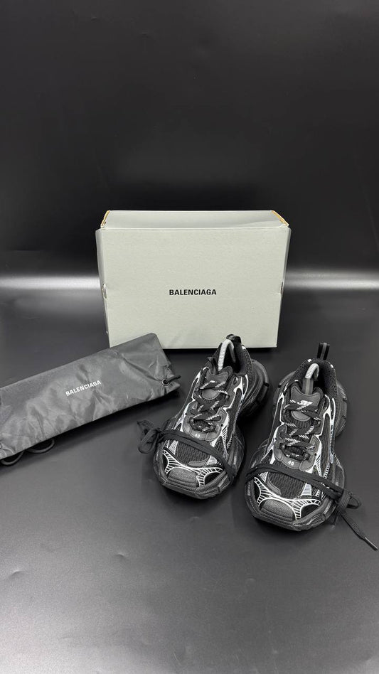 BALENCIAGA PATIKE