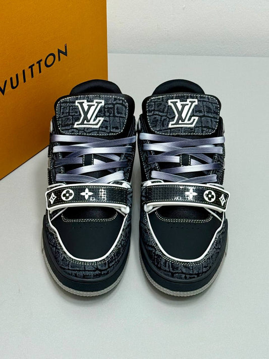 LOUIS VUITTON PATIKE