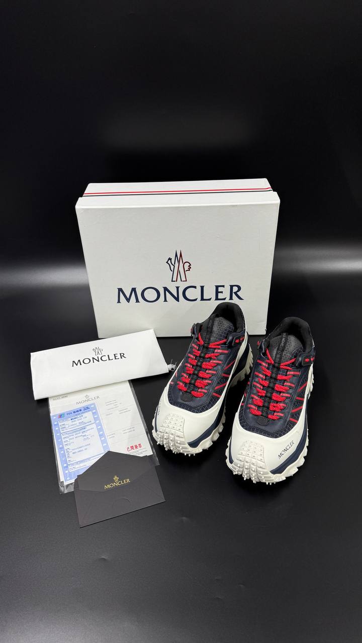 MONCLER PATIKE