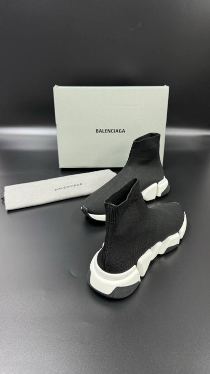 BALENCIAGA PATIKE
