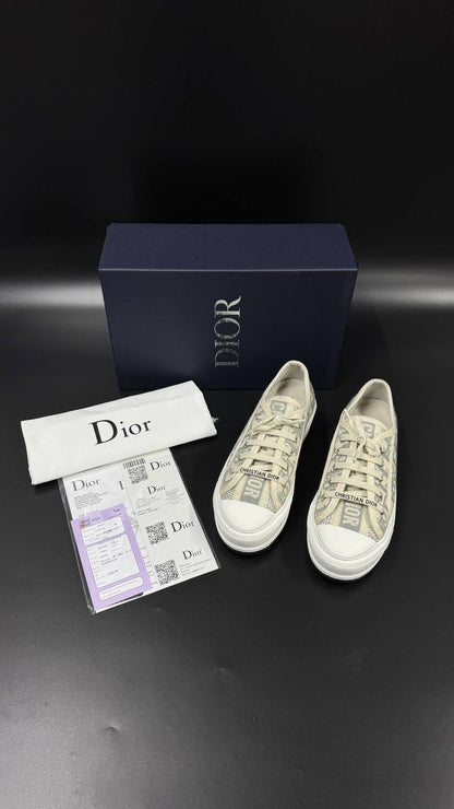 DIOR PATIKE
