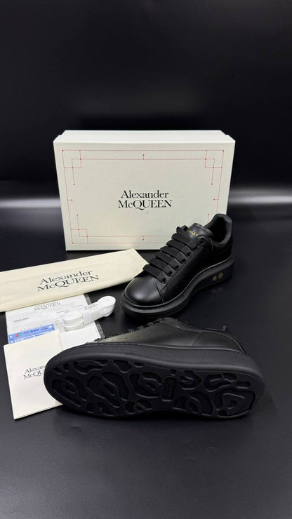 ALEXENDER MCQUEEN PATIKE
