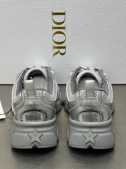 CHRISTIAN DIOR PATIKE