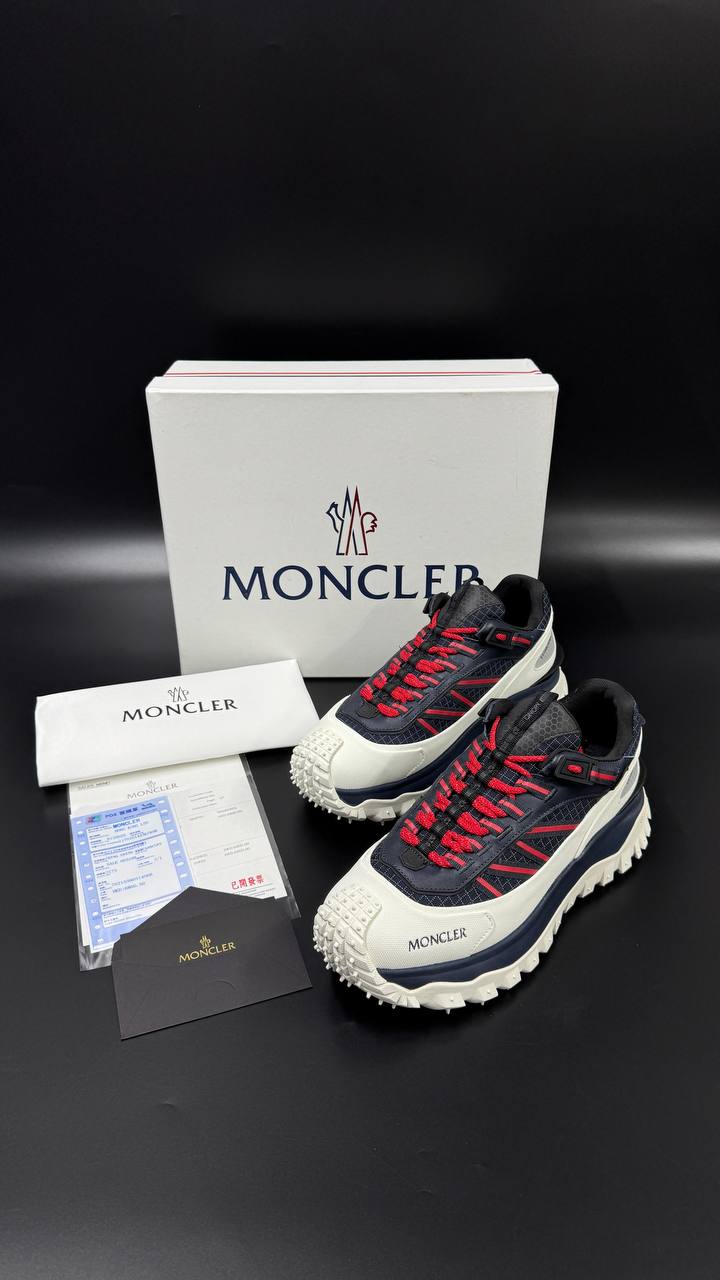 MONCLER PATIKE