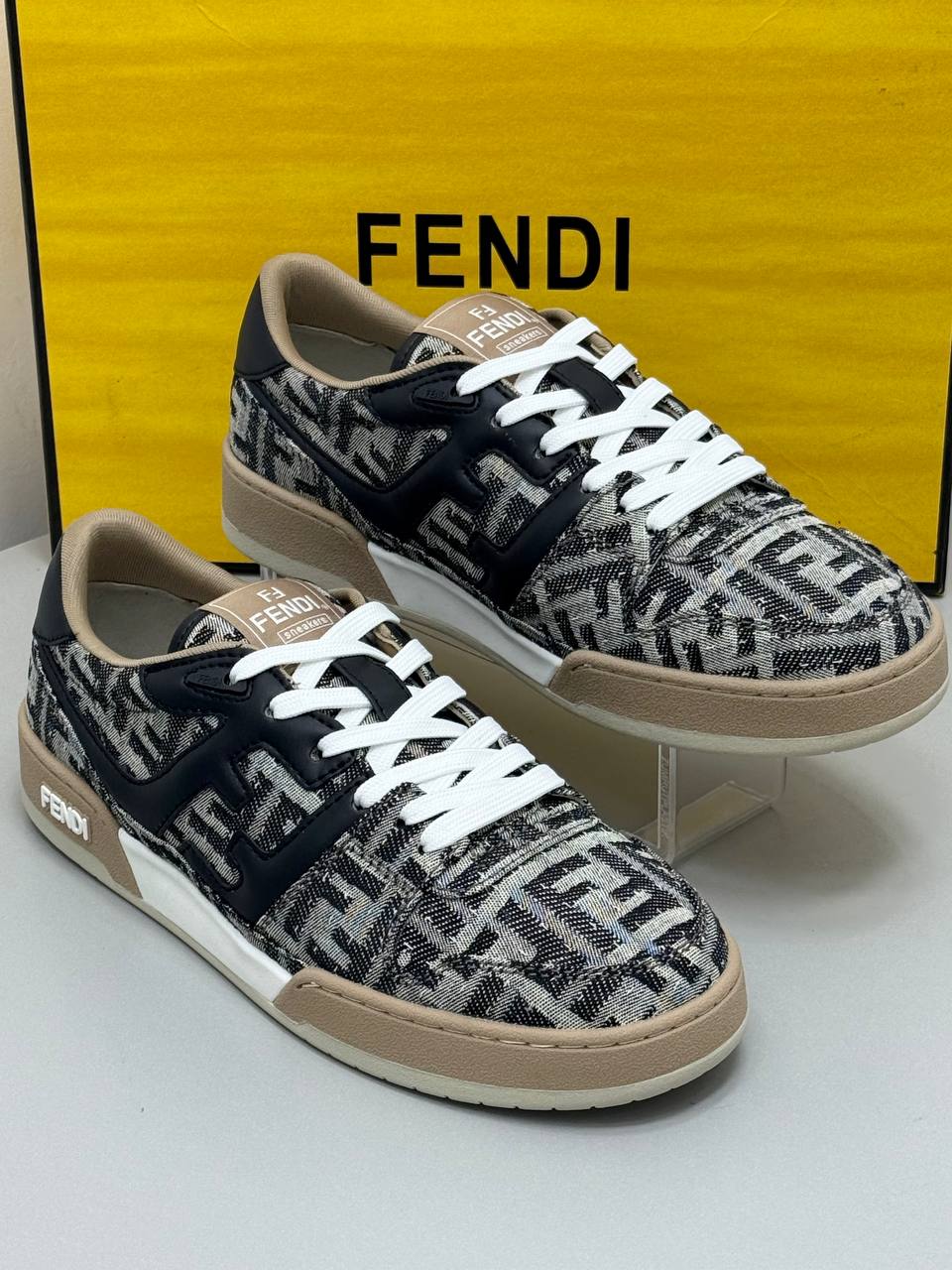 FENDI PATIKE