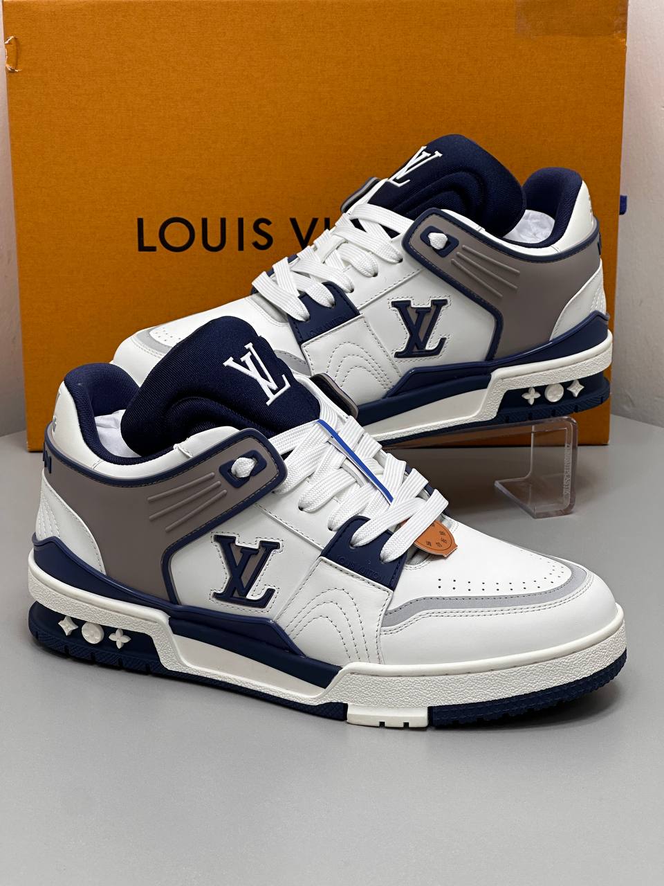 LOUIS VUITTON PATIKE