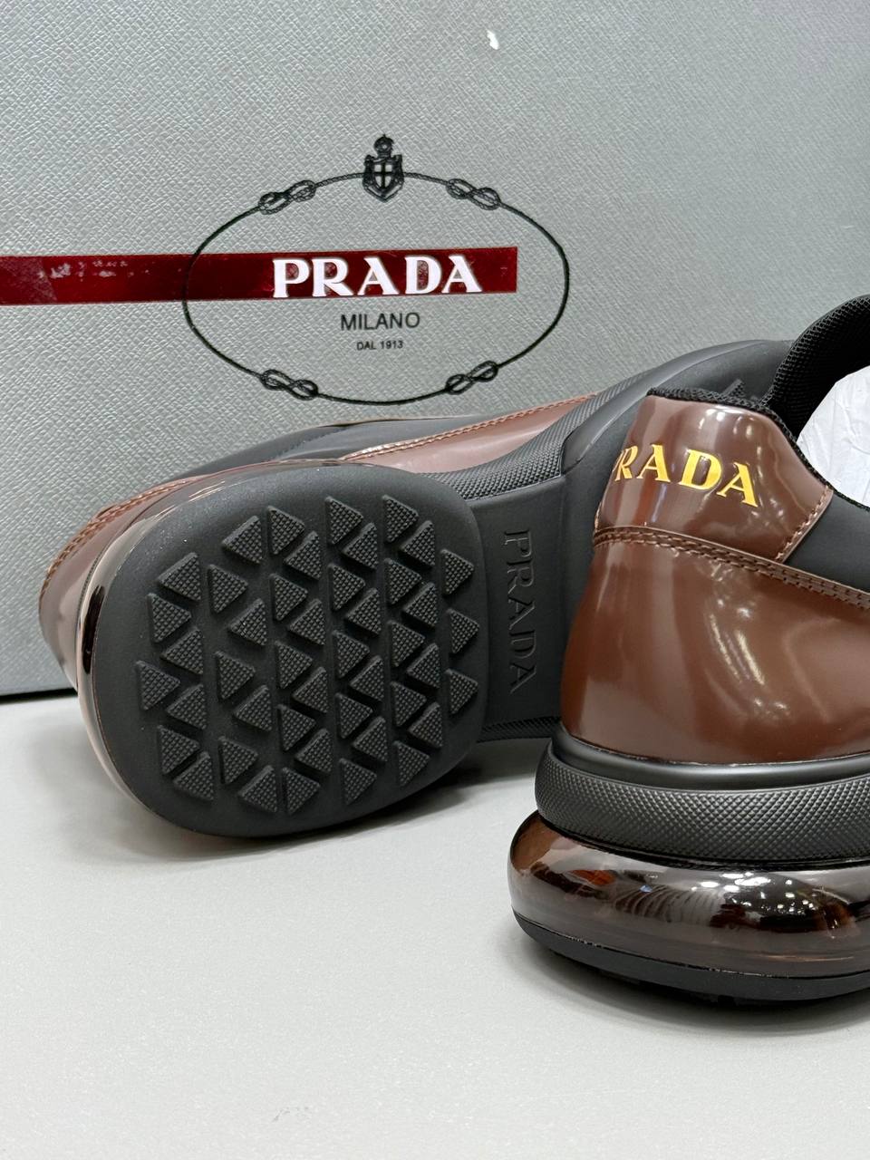 PRADA PATIKE