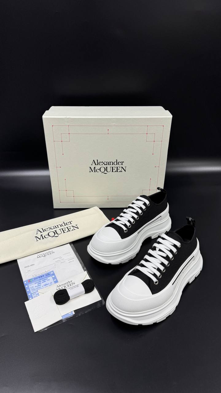 ALEXENDER MCQUEEN PATIKE