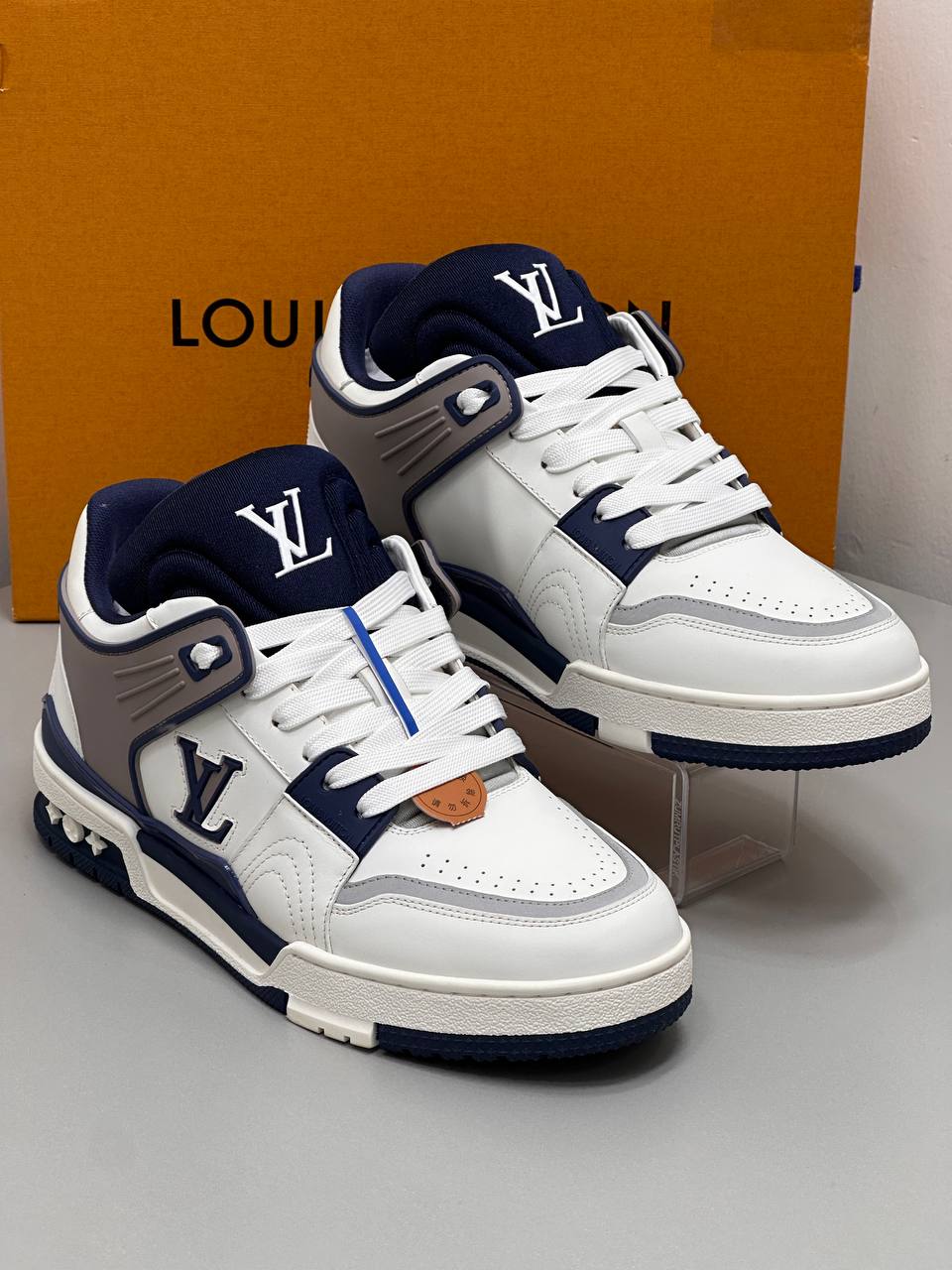 LOUIS VUITTON PATIKE