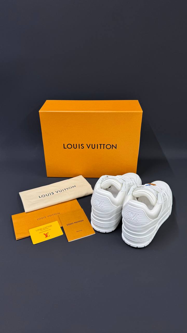 LOUIS VUITTON PATIKE