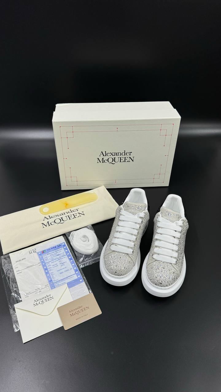 ALEXENDER MCQUEEN PATIKE