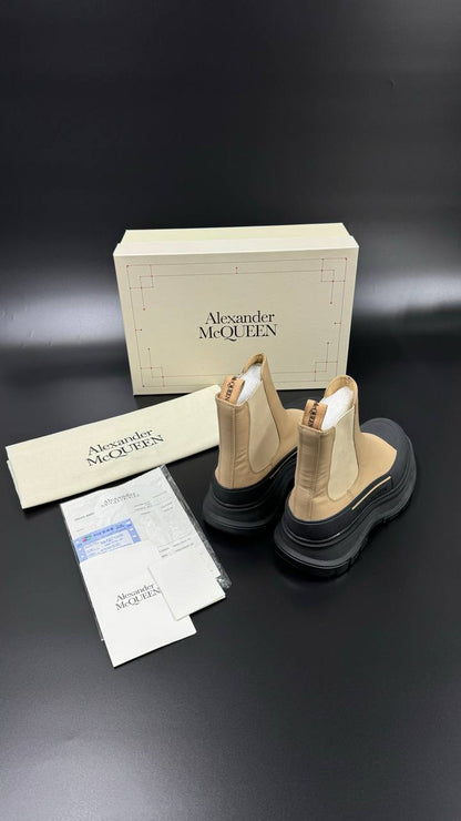 ALEXENDER MCQUEEN ČIZME