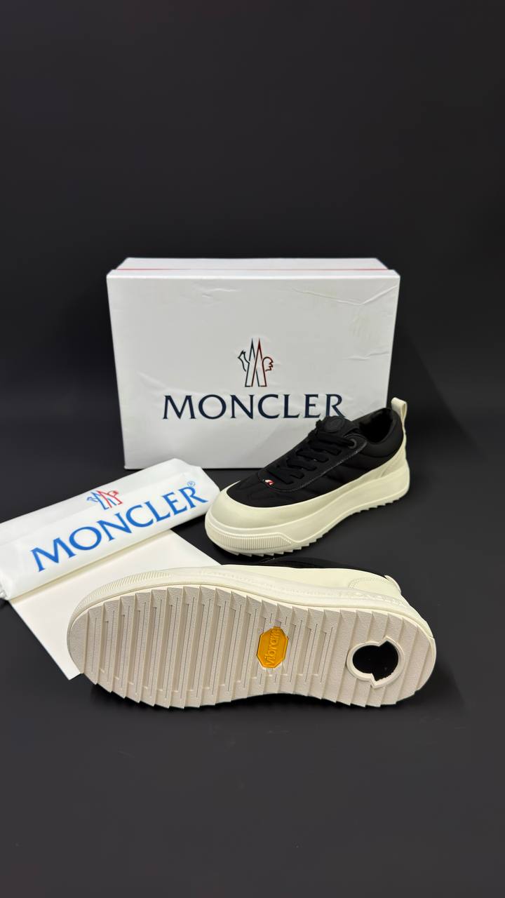 MONCLER PATIKE
