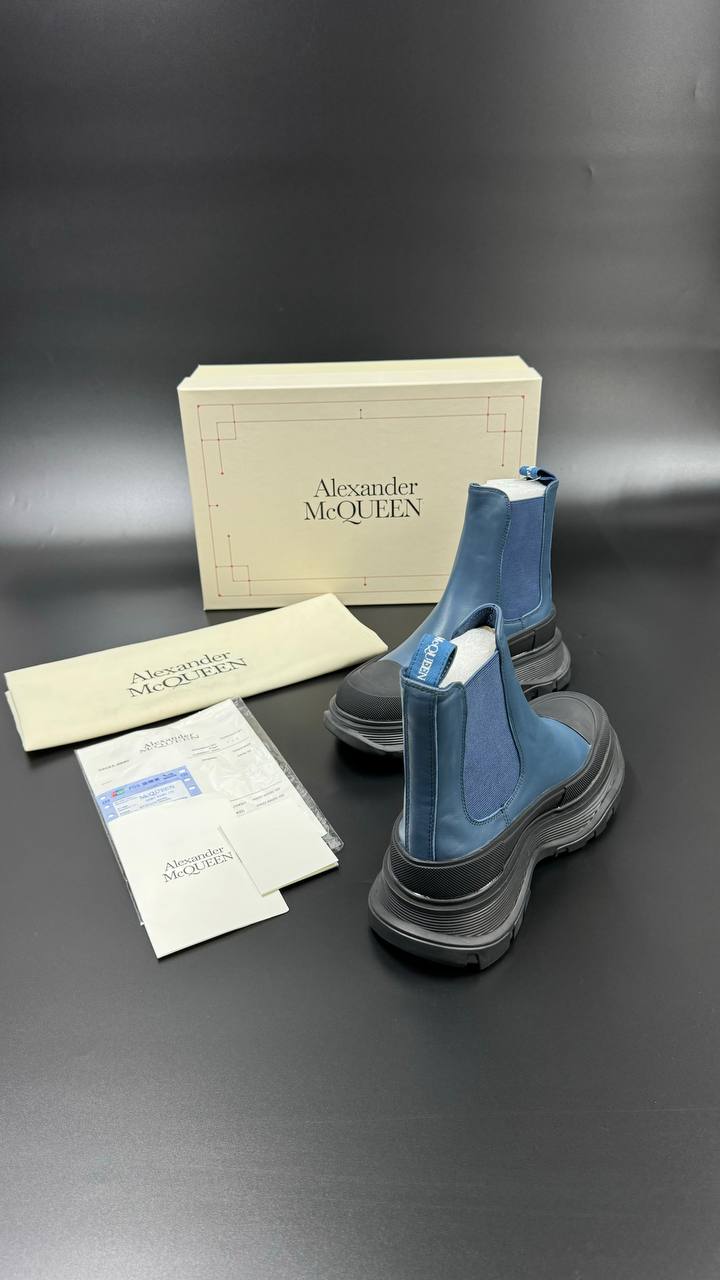 ALEXENDER MCQUEEN ČIZME