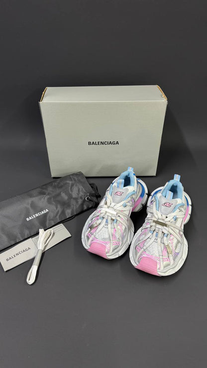 BALENCIAGA PATIKE