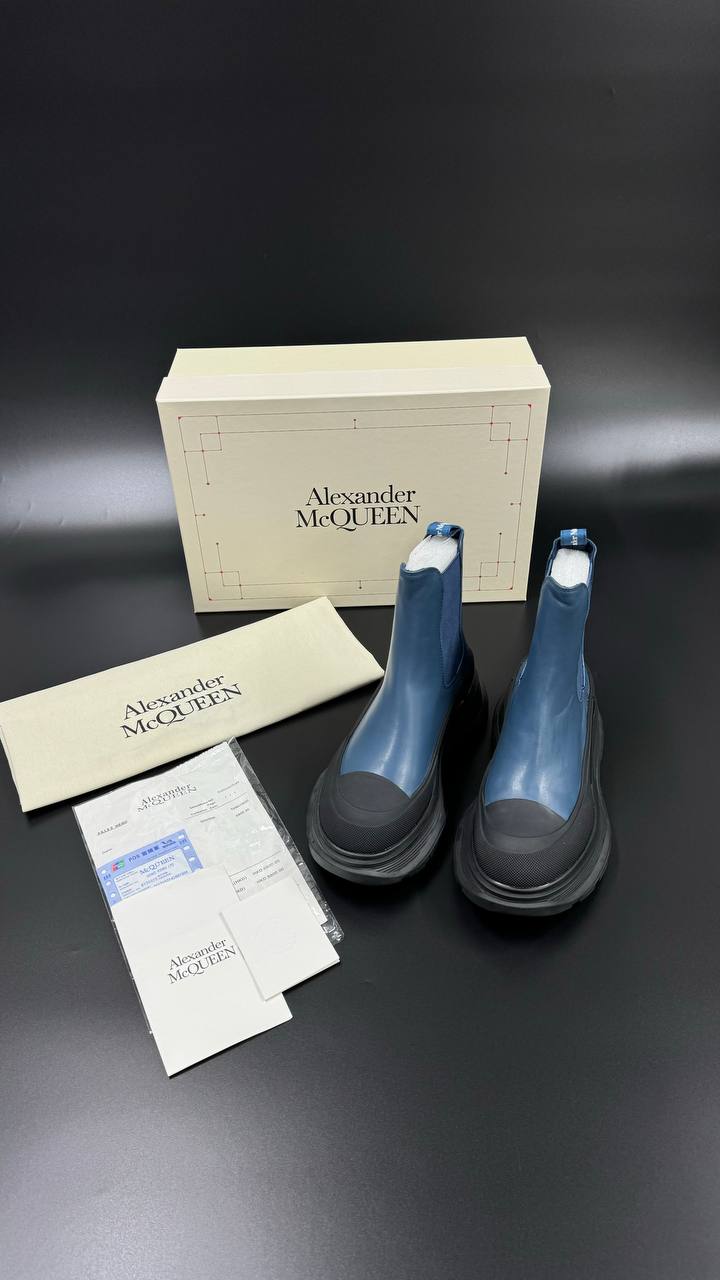 ALEXENDER MCQUEEN ČIZME