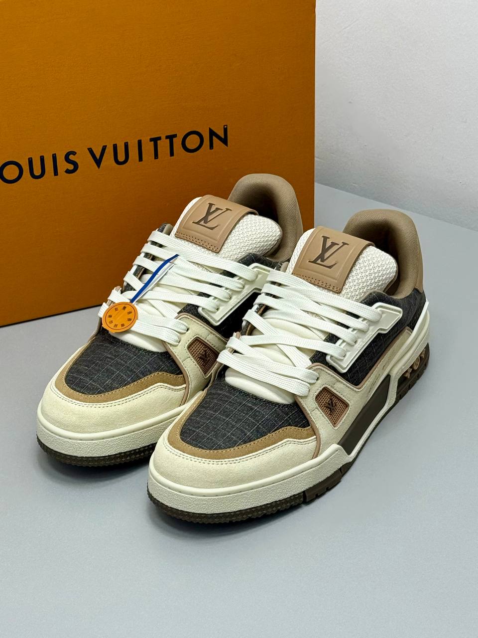 LOUIS VUITTON PATIKE