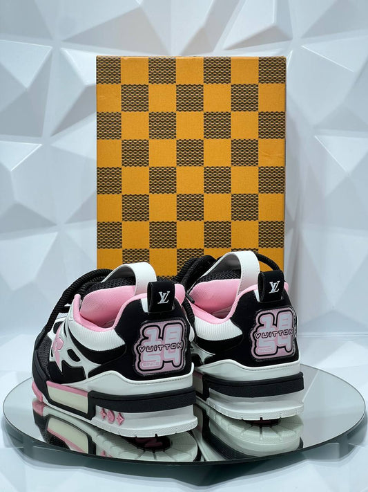 LOUIS VUITTON PATIKE