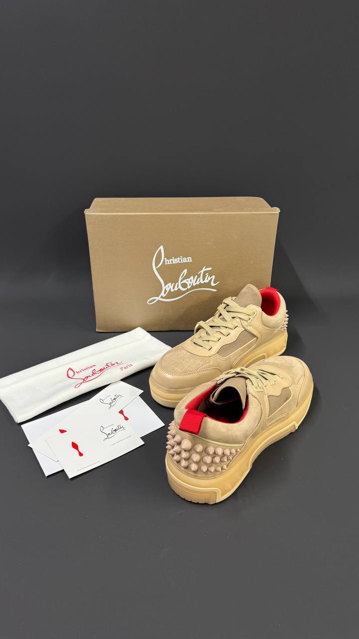 CHRISTIAN LOUBOUTIN PATIKE