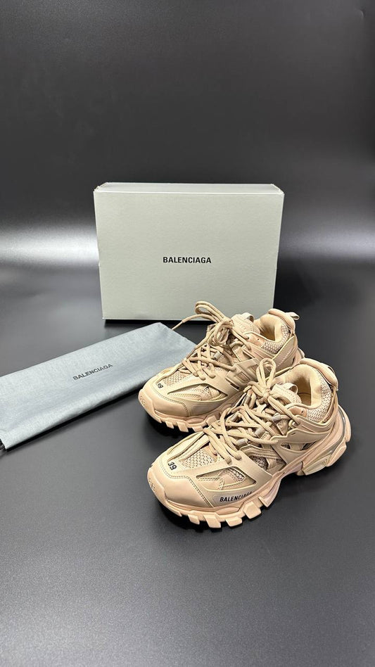 BALENCIAGA PATIKE