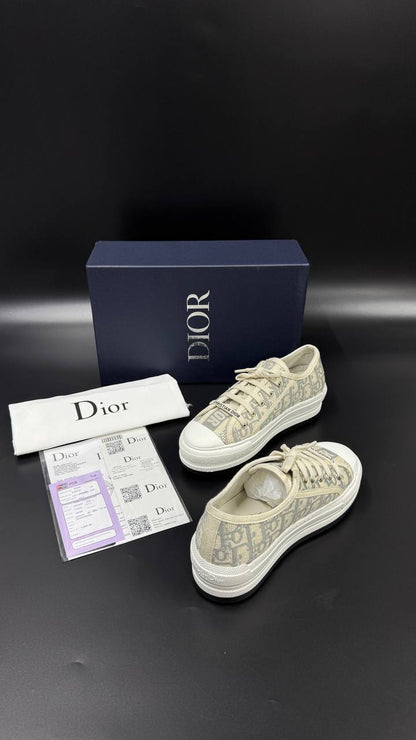 DIOR PATIKE