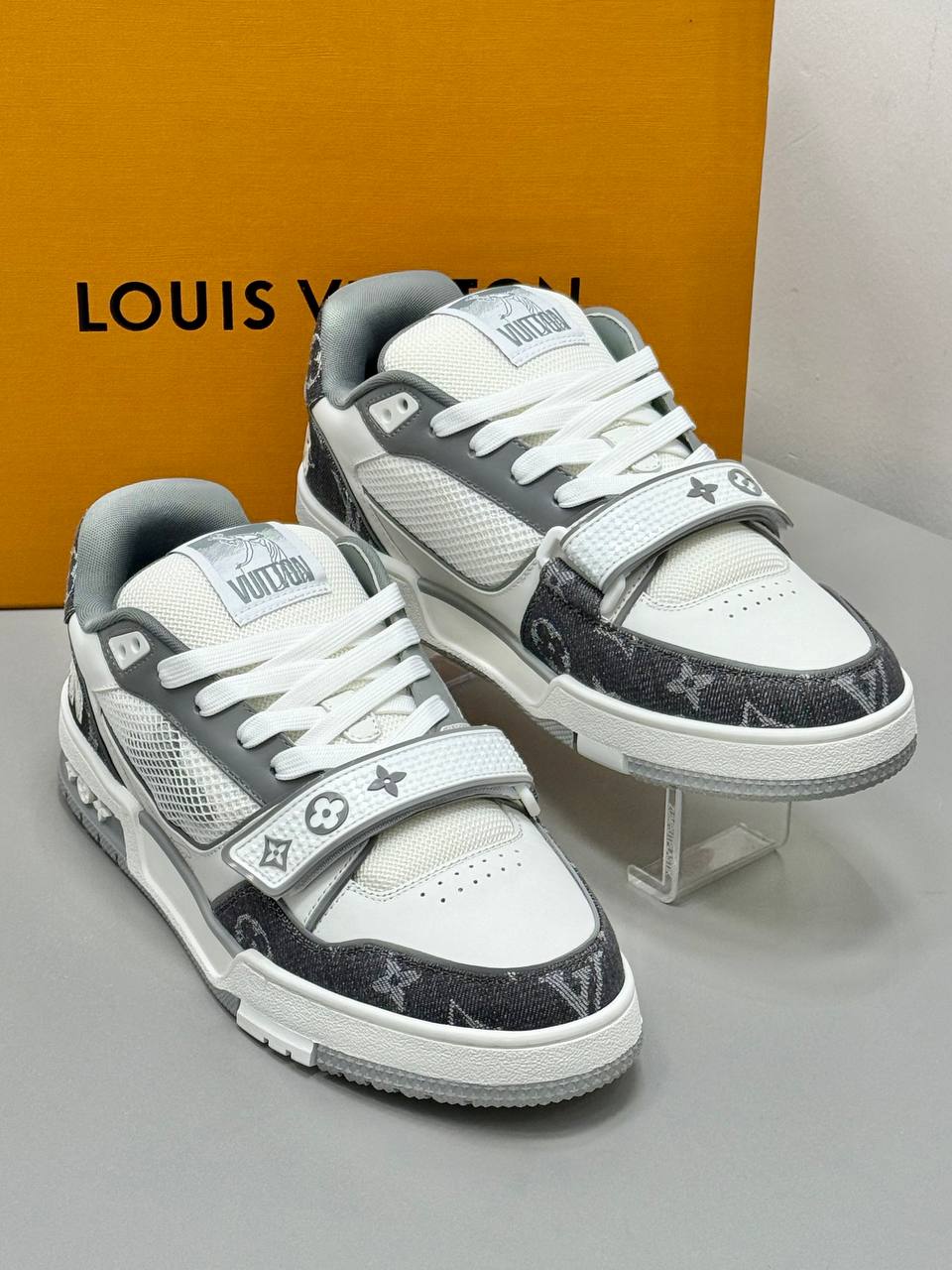 LOUIS VUITTON PATIKE