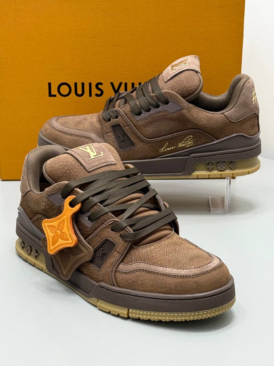 LOUIS VUITTON PATIKE