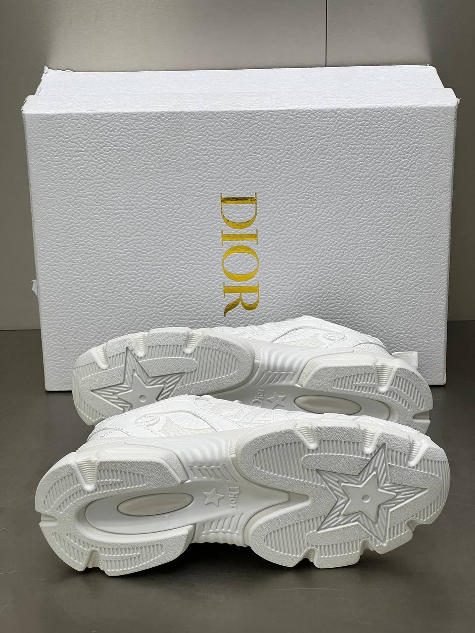 CHRISTIAN DIOR PATIKE