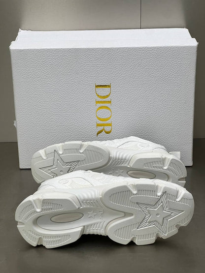 CHRISTIAN DIOR PATIKE