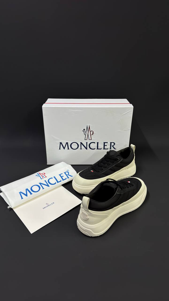 MONCLER PATIKE