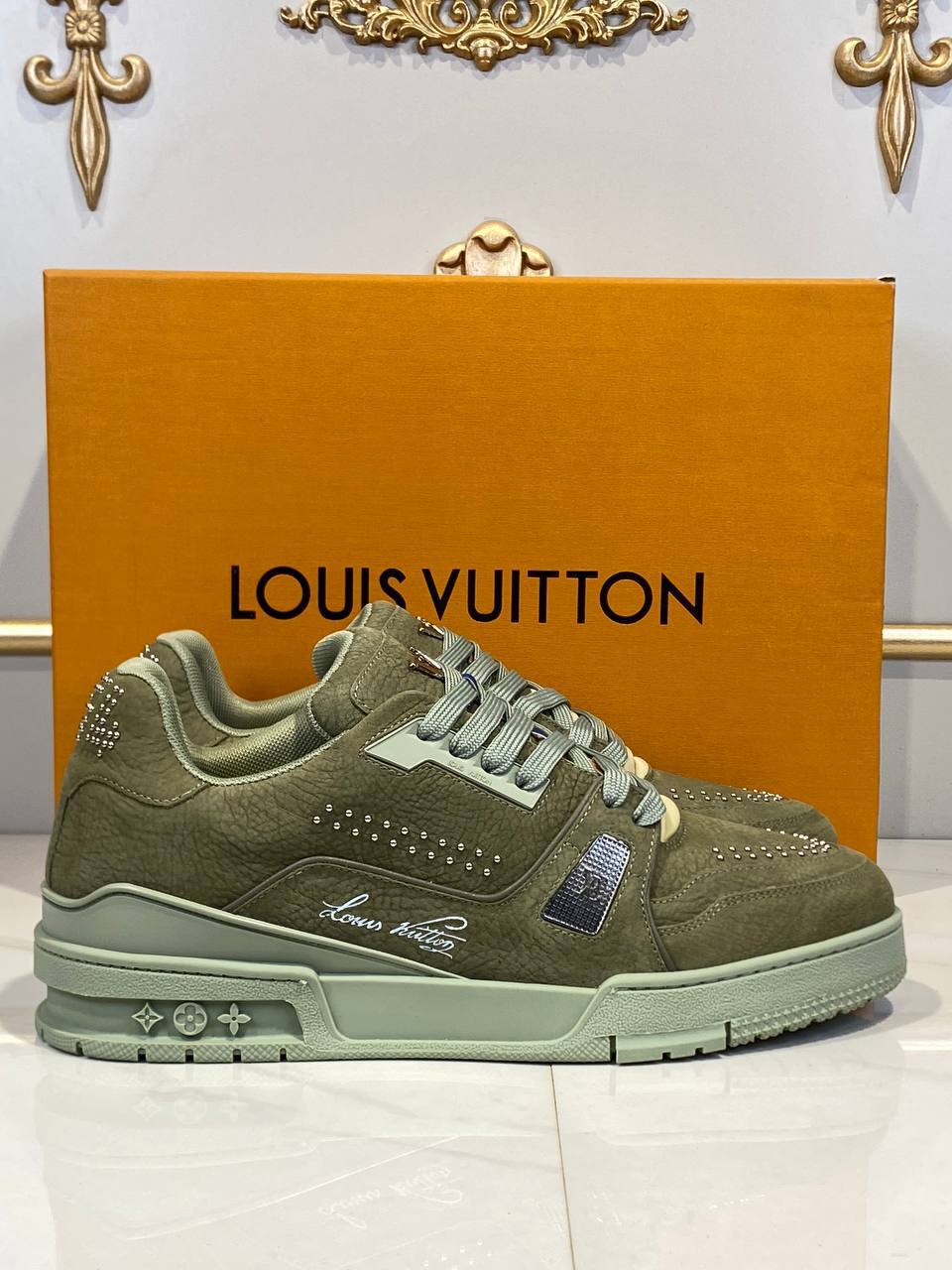 LOUIS VUITTON PATIKE