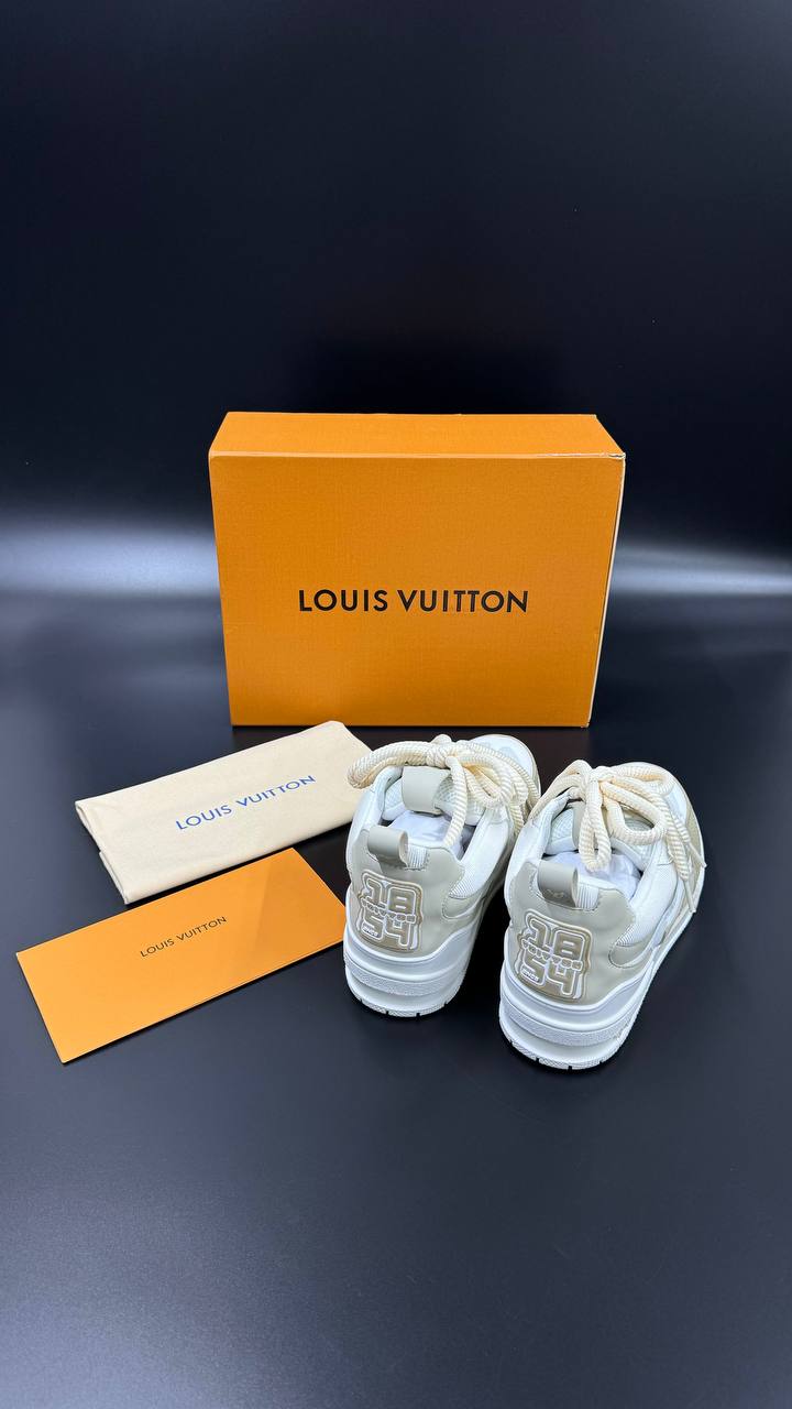 LOUIS VUITTON PATIKE