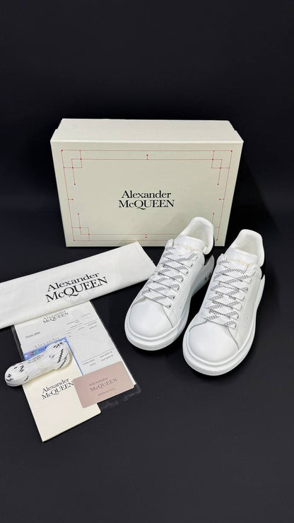 ALEXENDER MCQUEEN PATIKE