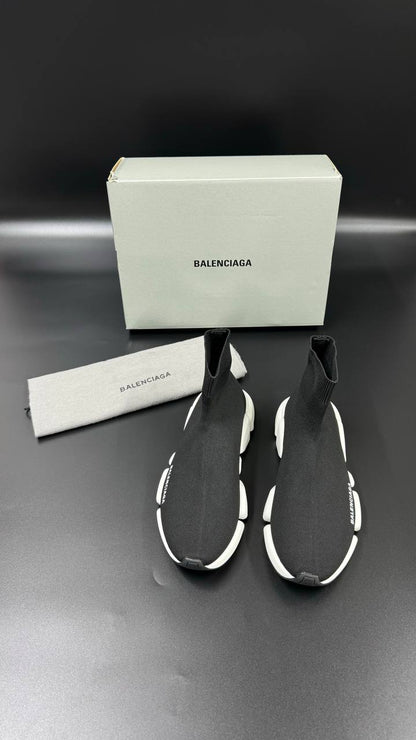 BALENCIAGA PATIKE