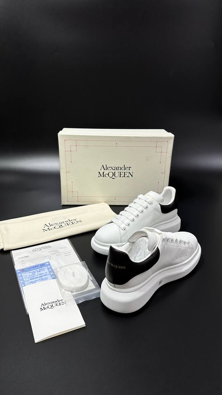 ALEXENDER MCQUEEN PATIKE