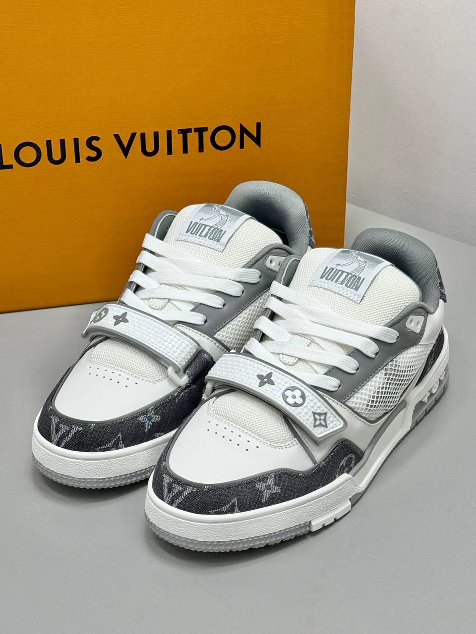 LOUIS VUITTON PATIKE