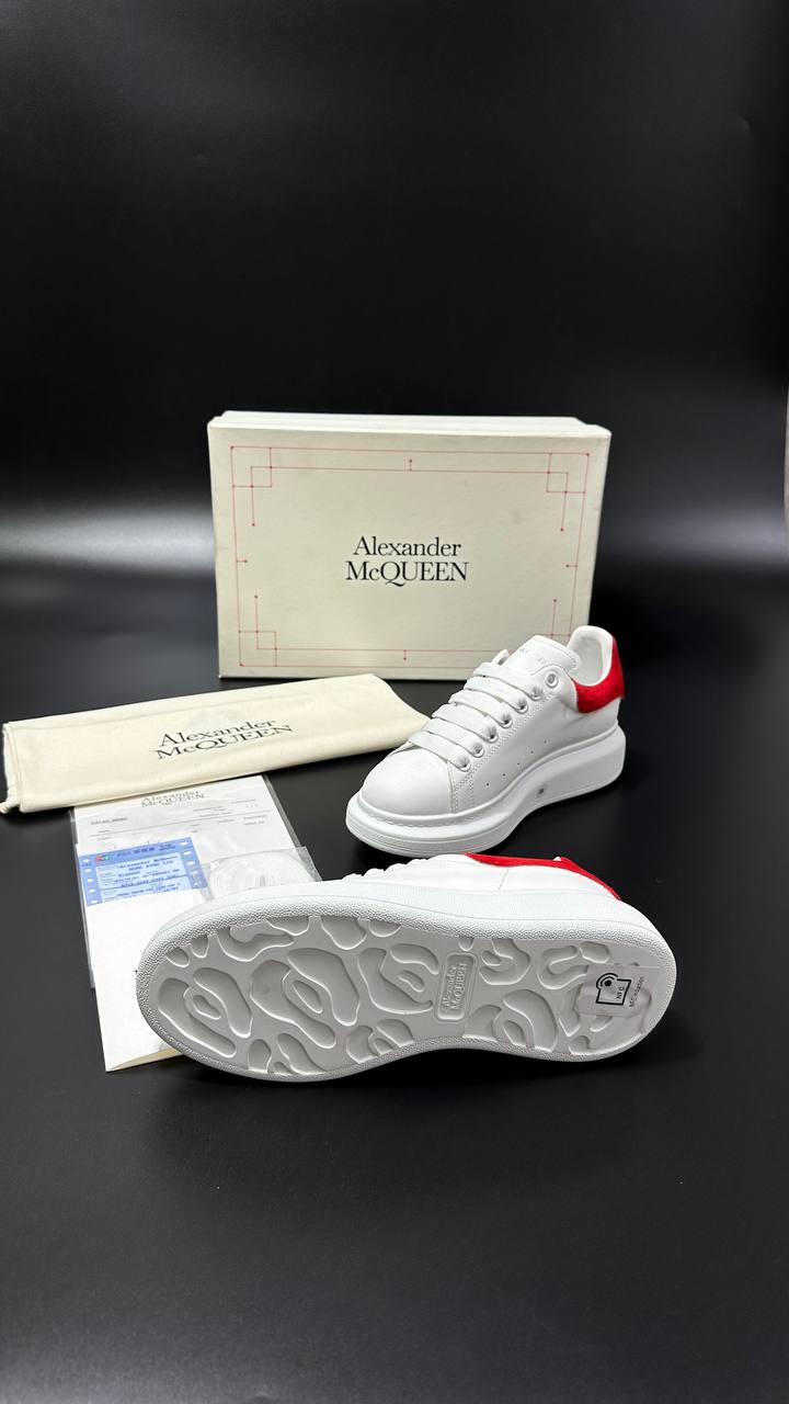 ALEXENDER MCQUEEN PATIKE