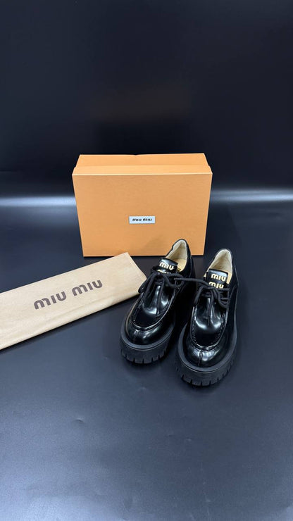 MIU MIU PATIKE