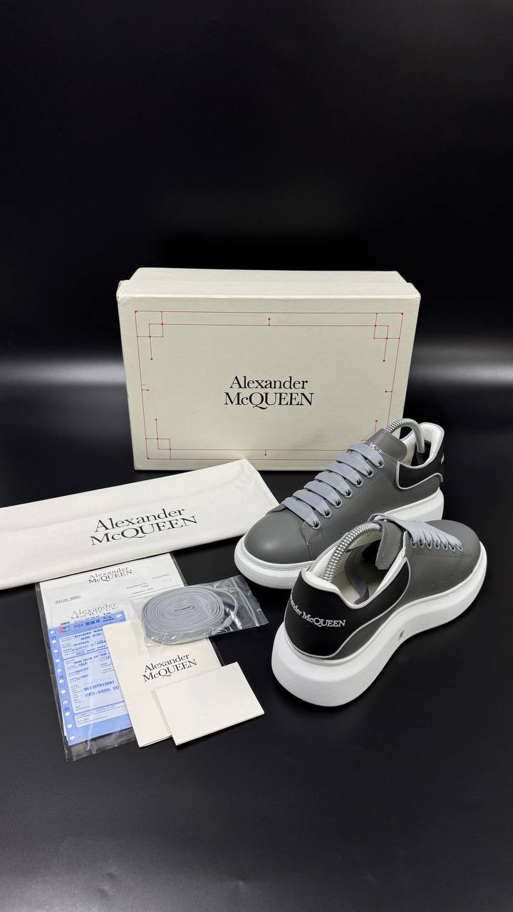 ALEXENDER MCQUEEN PATIKE