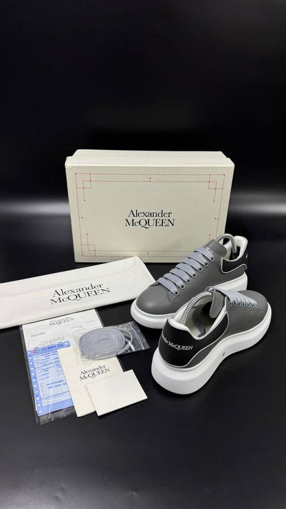 ALEXENDER MCQUEEN PATIKE