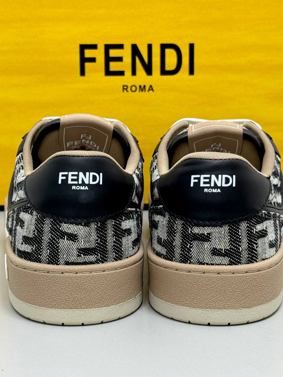 FENDI PATIKE