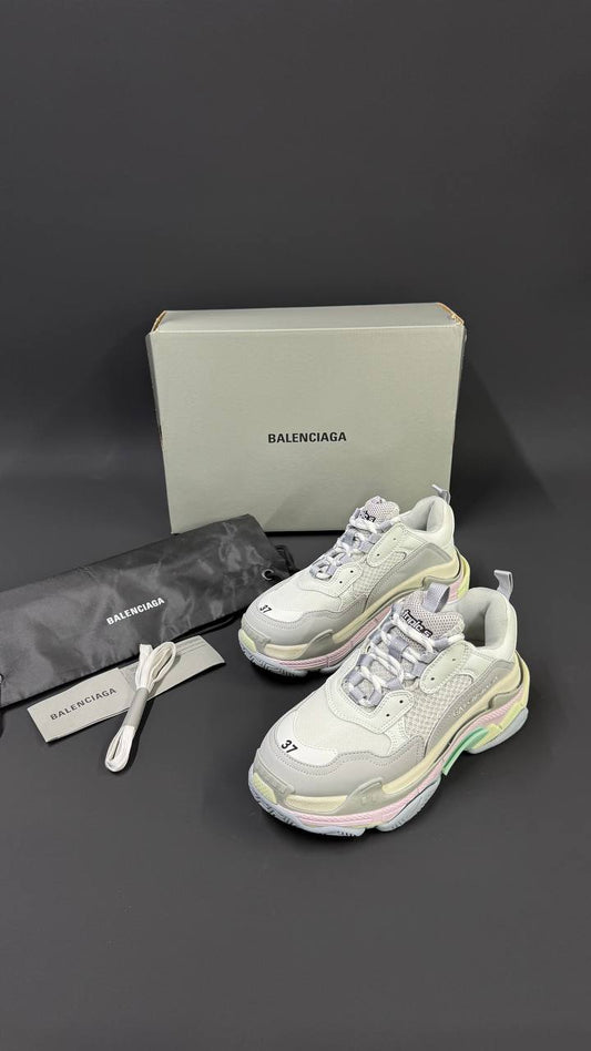 BALENCIAGA PATIKE