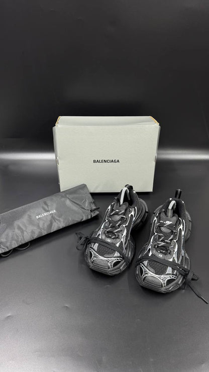 BALENCIAGA PATIKE