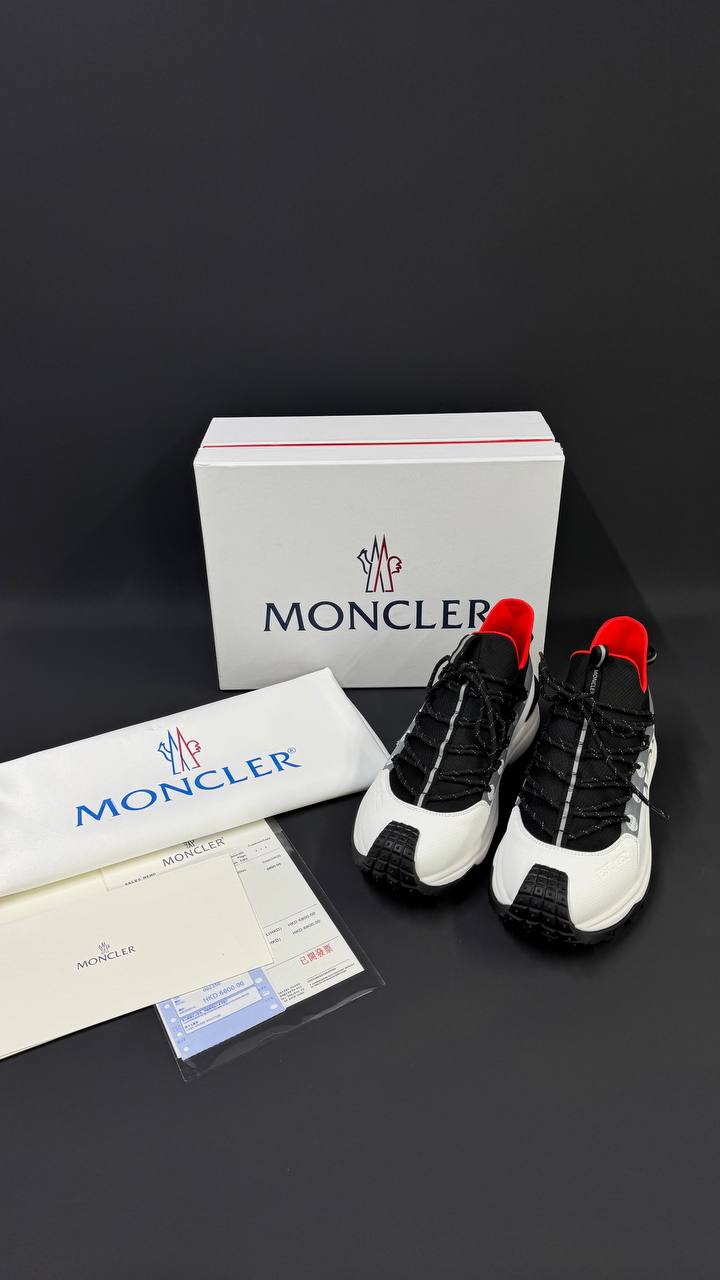 MONCLER PATIKE
