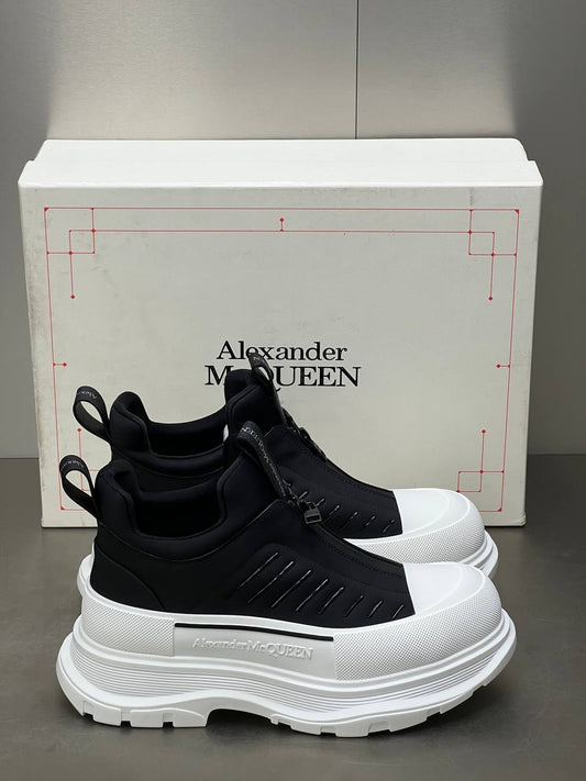 ALEXENDER MCQUEEN PATIKE