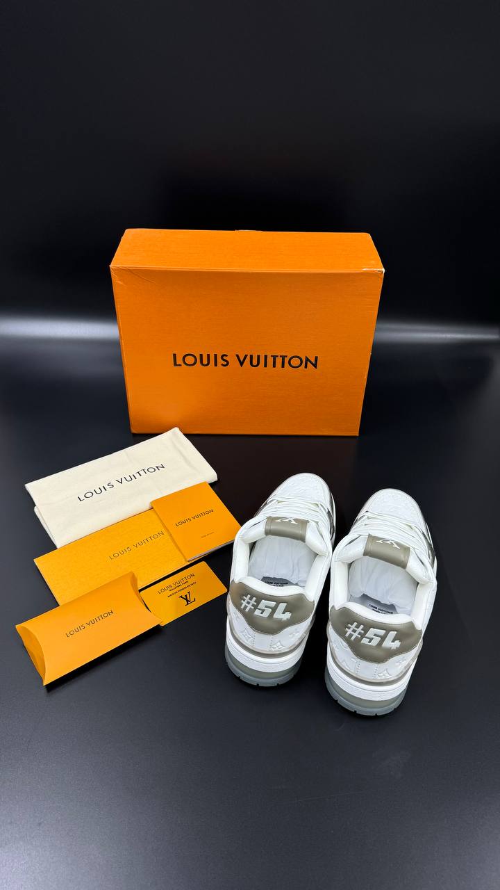 LOUIS VUITTON PATIKE